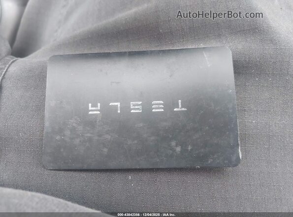 7SAYGDEE3PA192049 2023 TESLA MODEL Y Blue Առջևի վահանակի տեսք