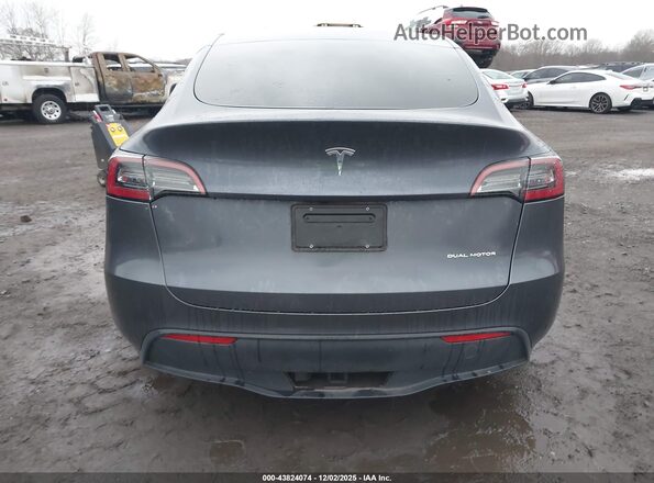 7SAYGDEE3PF754504 2023 TESLA MODEL Y Gray 