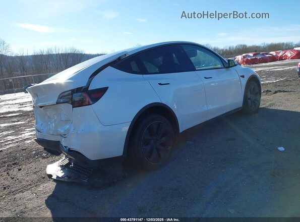 7SAYGDEE3RF185141 2024 TESLA MODEL Y Белый Задняя правая четверть