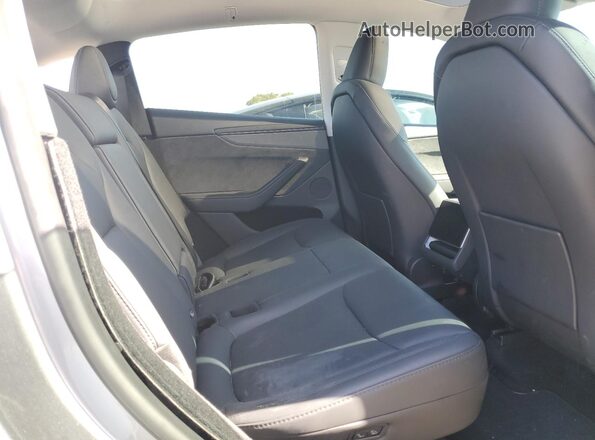7SAYGDEE3TF327723 2026 TESLA MODEL Gray უკანა სავარძლების ხედი