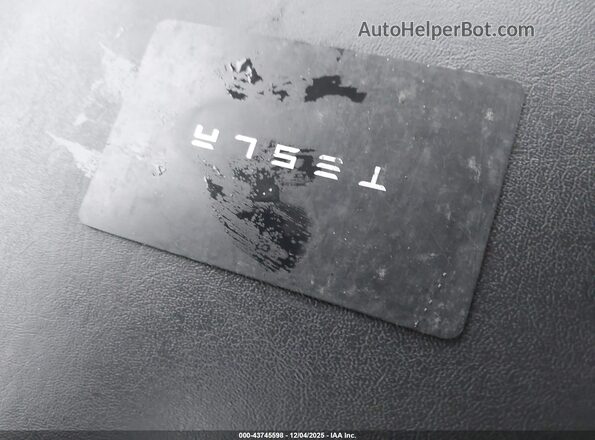 7SAYGDEE4NF430216 2022 TESLA MODEL Y Gray Вид панелі приладів