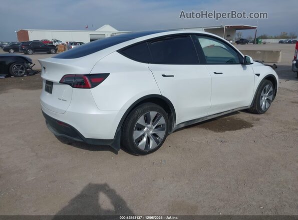 7SAYGDEE4PA045903 2023 TESLA MODEL Y White Հետևի աջ