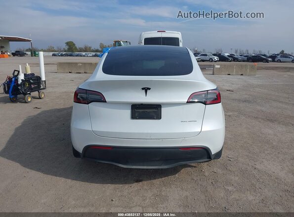 7SAYGDEE4PA045903 2023 TESLA MODEL Y White 