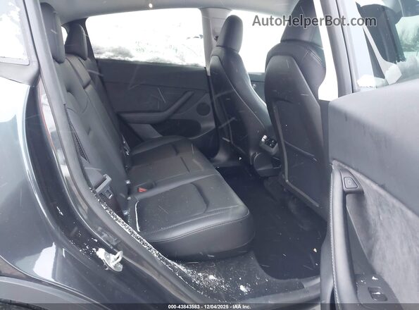 7SAYGDEE5SF302546 2025 TESLA MODEL Y Gray 