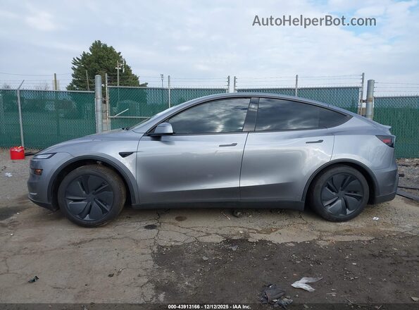 7SAYGDEE5TA414312 2026 TESLA MODEL Y Silver 