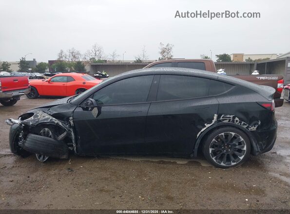 7SAYGDEE7PF853679 2023 TESLA MODEL Y Black სალონის 360-გრადუსიანი ხედი