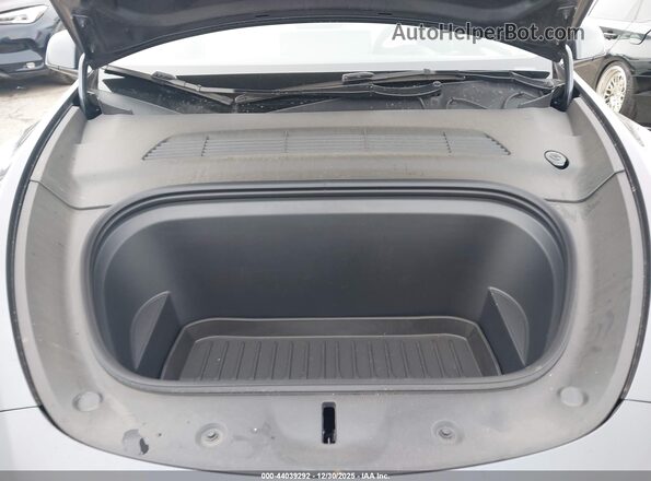 7SAYGDEE9PF960362 2023 TESLA MODEL Y Gray Widok z tyłu
