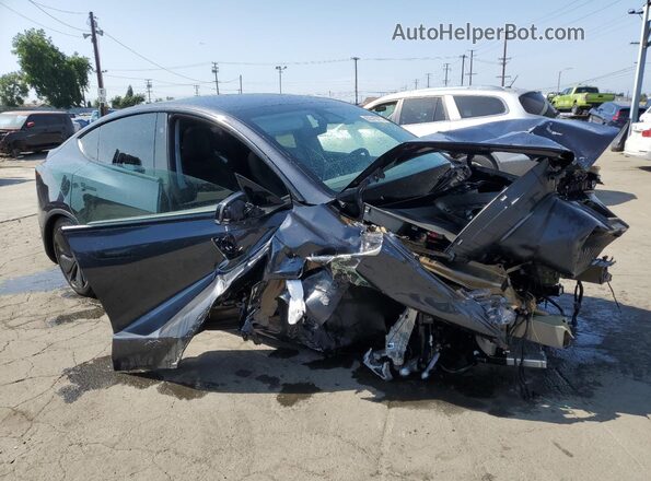 7SAYGDEE9TF353453 2026 TESLA MODEL Gray Przód prawy