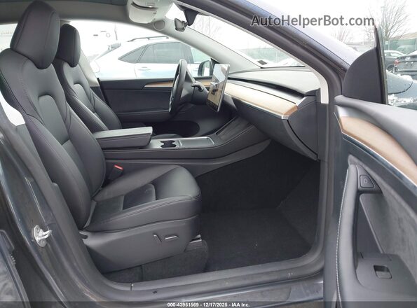 7SAYGDEEXPF834415 2023 TESLA MODEL Y Gray Vista interior delantera