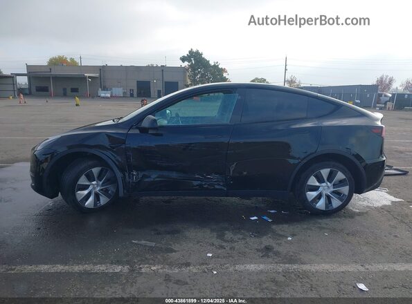 7SAYGDEEXRF024334 2024 TESLA MODEL Y Black 