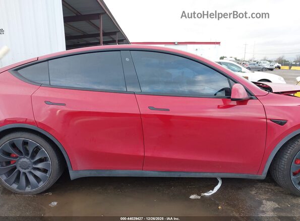 7SAYGDEF0NF391410 2022 TESLA MODEL Y Red Սարքավորումների վահանակի տեսք