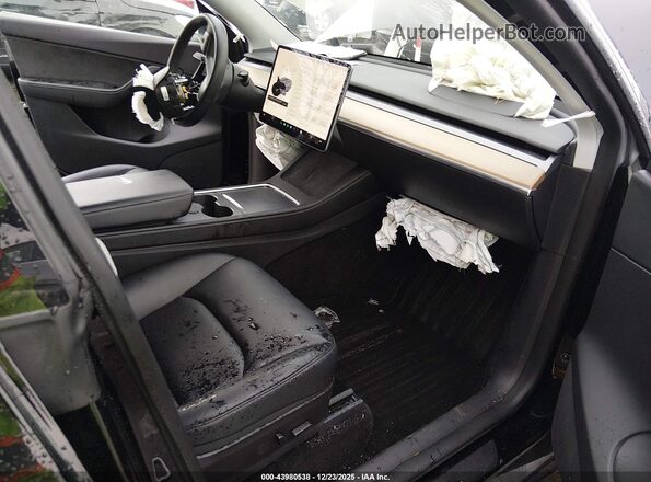 7SAYGDEF2NF380201 2022 TESLA MODEL Y Black Front interior view
