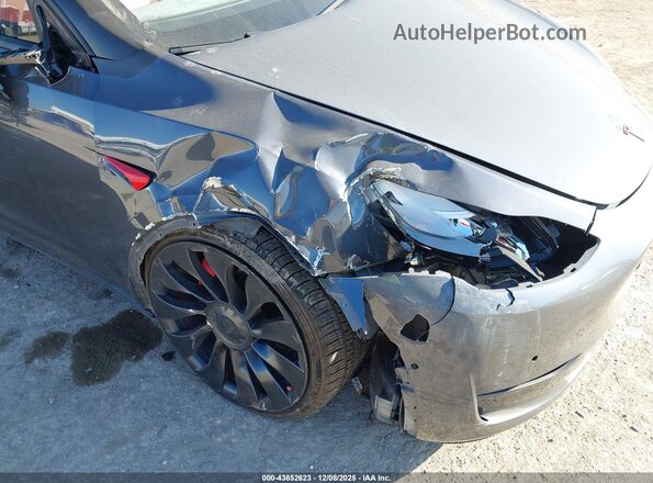 7SAYGDEF3NF382829 2022 TESLA MODEL Y Gray წინა ხედი