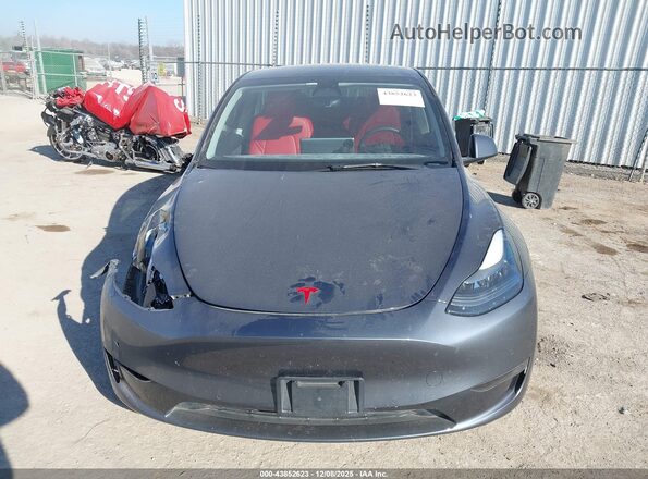 7SAYGDEF3NF382829 2022 TESLA MODEL Y Gray ხელსაწყოთა პანელის ხედი