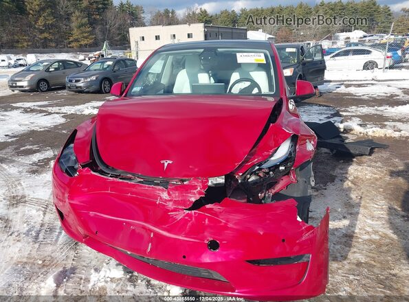 7SAYGDEF5NF377146 2022 TESLA MODEL Y Red Вид задньої частини салону