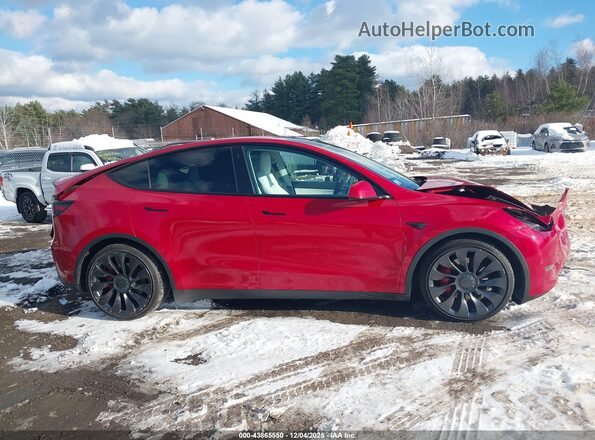 7SAYGDEF5NF377146 2022 TESLA MODEL Y Red Панорамний вид салону 360°