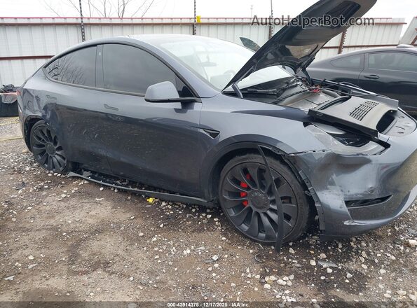7SAYGDEF6PF766073 2023 TESLA MODEL Y Gray Vista frontal