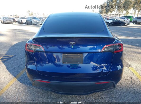 7SAYGDEF9NF521524 2022 TESLA MODEL Y Blue 