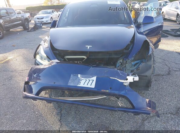 7SAYGDEF9NF521524 2022 TESLA MODEL Y Blue Widok z przodu