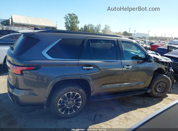7SVAAABA1PX003221 2023 TOYOTA SEQUOIA Pewter უკანა სალონის ხედი