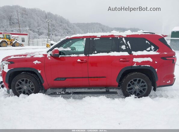 7SVAAABA1PX005907 2023 TOYOTA SEQUOIA Red Панорамний вид салону 360°