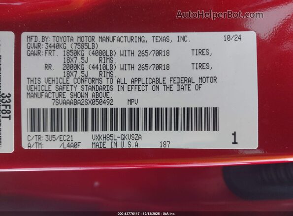 7SVAAABA2SX050492 2025 TOYOTA SEQUOIA Red Вид підкапотного простору