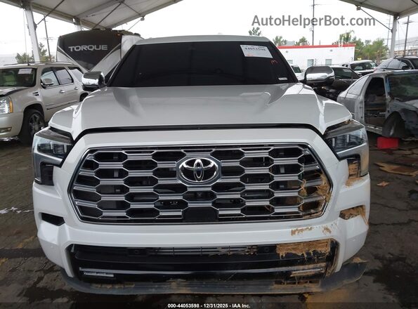 7SVAAABA3SX070217 2025 TOYOTA SEQUOIA White Սարքավորումների վահանակի տեսք