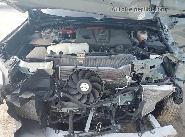 7SVAAABA5SX053659 2025 TOYOTA SEQUOIA Gray Widok komory silnika