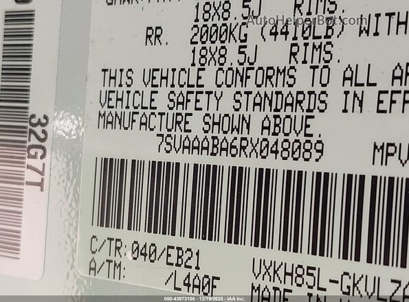 7SVAAABA6RX048089 2024 TOYOTA SEQUOIA White Widok komory silnika