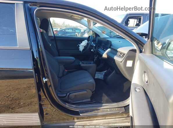 7YAKM4DA4SY024953 2025 HYUNDAI IONIQ 5 Black Front interior view
