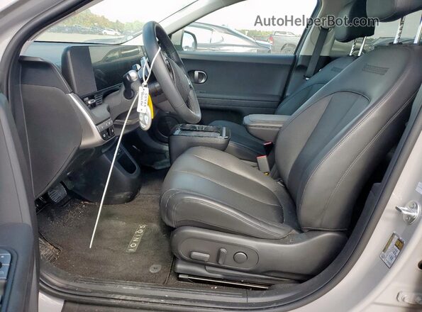 7YAKN4DA2SY009526 2025 HYUNDAI IONIQ Gray წინა სალონის ხედი