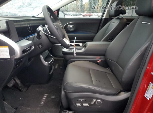 7YAMWFS5XTY005720 2026 HYUNDAI IONIQ Red Front interior view