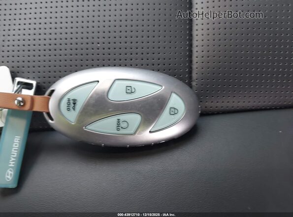 7YAMYFS50TY007194 2026 HYUNDAI IONIQ 9 Green Առջևի վահանակի տեսք