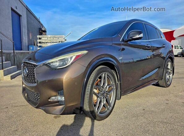 SJKCH5CP0HA019632 2017 INFINITI QX30 Зеленый 
