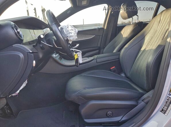 W1KZF8DB1MA895987 2021 MERCEDES-BENZ E Silver Widok deski rozdzielczej