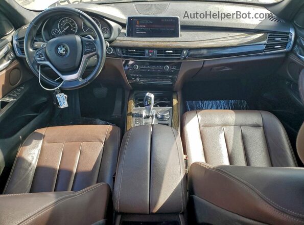 5UXKT0C50J0V99005 2018 BMW X5 White 