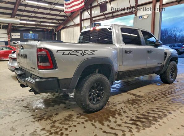 1C6SRFU98NN393094 2022 RAM 1500 Silver Delantero derecho