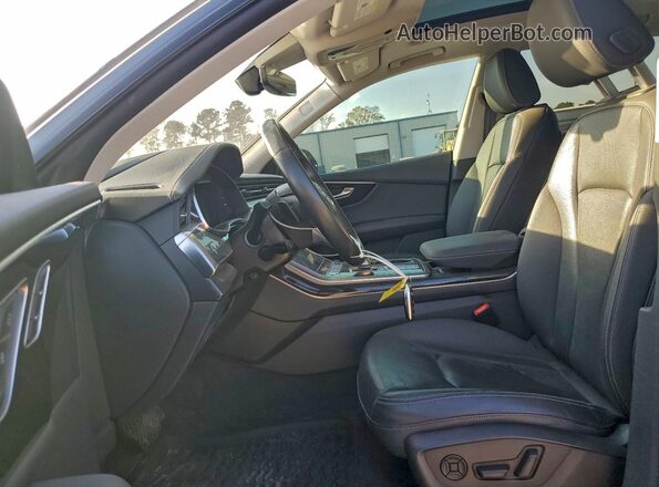 WA1FVAF10LD014411 2020 AUDI Q8 Black Widok deski rozdzielczej