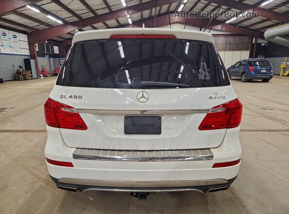4JGDF6EE4GA635763 2016 MERCEDES-BENZ GL-CLASS White Front interior view