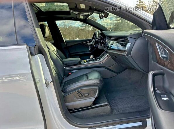 WA1AVAF10LD017366 2020 AUDI Q8 White Rear seats view
