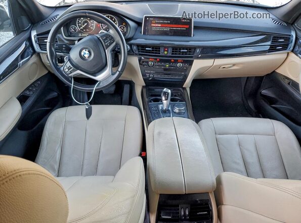 5UXKT0C56J0W02151 2018 BMW X5 White 
