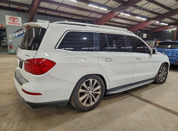 4JGDF6EE4GA635763 2016 MERCEDES-BENZ GL-CLASS White Front right