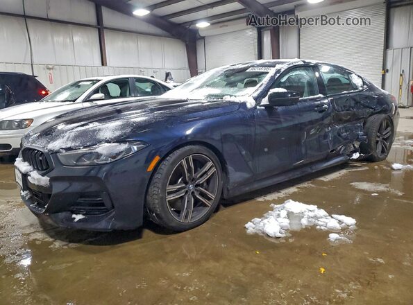 WBAGV8C01SCS40022 2025 BMW M8 Black უკანა მარცხენა
