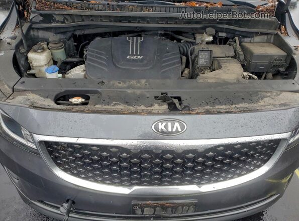 KNDMC5C16J6399280 2018 KIA SEDONA Silver 