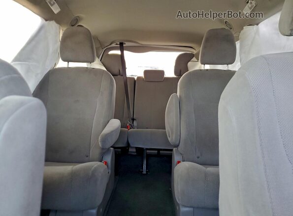 5TDZZ3DC0LS087449 2020 TOYOTA SIENNA Черный Вид задней части салона