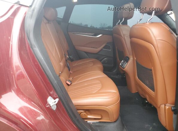 ZN661XUL8HX250589 2017 MASERATI LEVANTE Бордовый 