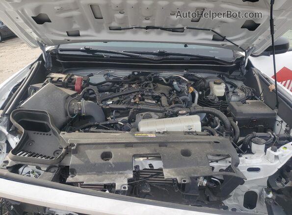 3TYJDAHN2RT006752 2024 TOYOTA TACOMA White Vista interior trasera