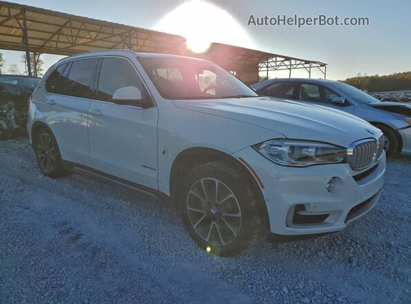 5UXKT0C56J0W02151 2018 BMW X5 White 