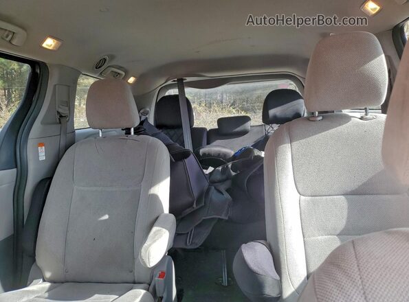 5TDZZ3DC3LS087249 2020 TOYOTA SIENNA Black Rear interior view