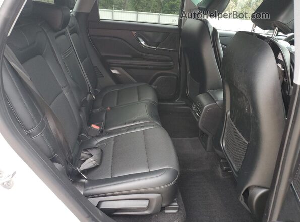 5LMCJ1C90NUL26321 2022 LINCOLN CORSAIR White Vista del compartimento del motor
